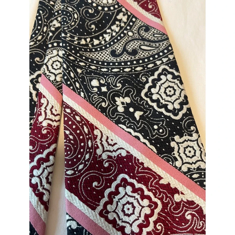 Neck Tie Qiana‎ Nylon- pink, white, navy, red From May Co. Very Unique Pattern!